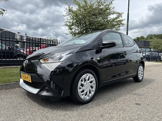 Toyota Aygo 1.0 VVT-i 72pk 5D X-Play Apple Carplay Parkeer Camera