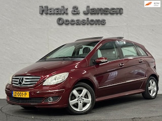 Mercedes-Benz B-klasse 170 - Pano - Stoelverwarming - Parkeersensoren