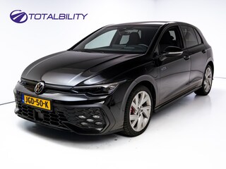 Volkswagen Golf 1.5 eHybrid GTE Black 272 PK automaat | IQ Led | Elec. trekhaak | Headup | Stoel- & stuurverw. | PDC V + A, Camera, App. connect, Navigatie, 131 KM actieradius (WLTP)
