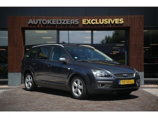 Ford Focus Wagon 1.6-16V Futura Airco Cruise control Mistlampen Verw. voorruit L.M. 16"