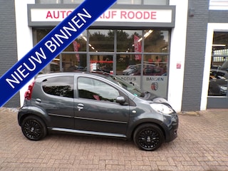 Peugeot 107 1.0 12V Automaat Black Edition TOP STAAT,GOED ONDERHOUDEN!
