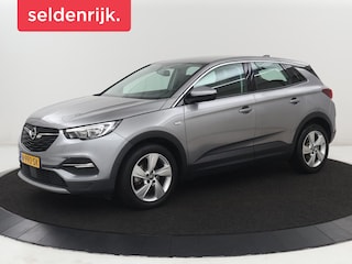 Opel Grandland X 1.6 Turbo Business Executive | Trekhaak | Stoelverwarming | Carplay | Navigatie | Stuurverwarming | Climate control | 18'' | Parkeerhulp | Bluetooth | Cruise control