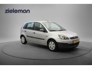 Ford Fiesta 1.3 8V Champion - Airco, Trekhaak
