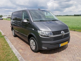 Volkswagen Transporter 2.0 TDI L1H1 28 110kW 2023!!! AC NAVI ** 13999 EX BTW **