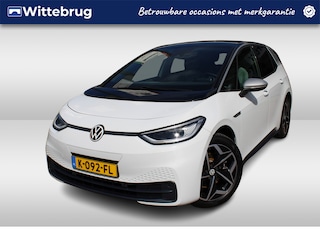 Volkswagen ID.3 First Plus 58 kWh 204pk / Navigatie / LM 19 inch / Camera / Led Matrix / Parkeersensoren