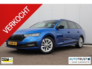 Skoda Octavia Combi 1.0 e-TSI Sport Business Automaat RS Sportstoelen Trekhaak Virtual Navigatie Carplay Android Clima Cruise Parkeersensor