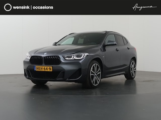 BMW X2 xDrive25e High Executive | M-Pakket | Panoramadak | Sportstoelen | HUD | M-Sportstoelen Elektrisch verstelbaar + Geheugen | Camera | Navigatie | DAB | Stoelverwarming | Ele. kofferdeksel |
