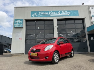 Toyota Yaris 1.3 VVTi Sol MMT