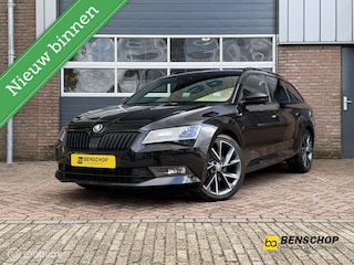 Skoda Superb Combi 1.8 TSI Sportline Kuipstoelen Navi Carplay Memory Alcantara