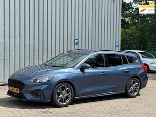 Ford Focus Wagon 1.5 EcoBoost Automaat / ST Line Business / Carplay / Stuur+Stoelverw