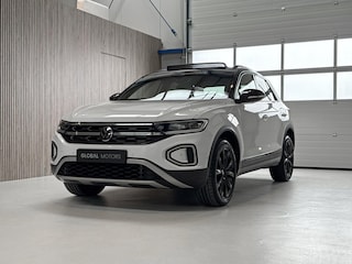 Volkswagen T-Roc 1.5 TSI Style 150 PK - PANORAMADAK - AUTOMAAT - STOELVERWARMING - ADAPTIEVE CRUISE CONTROL - CARPLAY - VIRTUAL COCKPIT