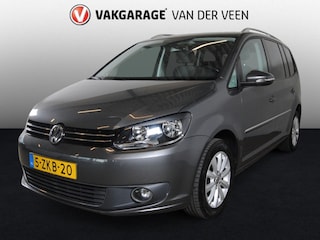 Volkswagen Touran 1.2 TSI Highl. BM 7p | Trekhaak | Cruise | Navi | 7- persoons!