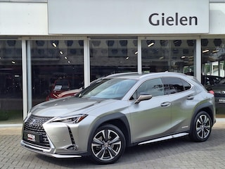Lexus UX 250h AWD Luxury Line | 4X4, Leer, Stoelverwarming, Navigatie, Parkeersensoren, 18 inch, Privacy glass