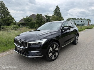 Volvo XC60 2.0 T6 Plug-in AWD Ultra Bright/ B&W / Pano / 360