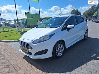 Ford Fiesta 1.0 Style / Zeer nette auto / Nieuwe distributie!