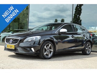 Volvo V40 2.0 D2 R-DESIGN BUSINESS EURO 6 | NAVI | XENON | PDC | CRUISE | CLIMATE | STOELVERW. | ALCANTARA / LEDER