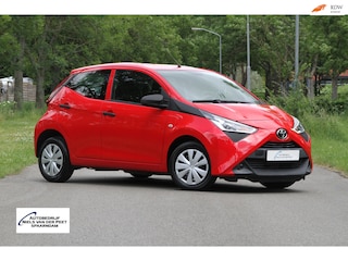 Toyota Aygo 1.0 VVT-i x-fun / Van 1e eigenaar / Airco / Bluetooth / Dealer onderhouden / Slechts 50.000 km.