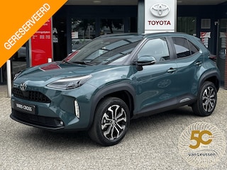 Toyota Yaris Cross 1.5 Hybrid 115 Dynamic APPLE/ANDROID STOEL/STUURVERWARMING PARK-SENSOR BLINDSPOT CAMERA CLIMA LM-VELGEN 17" EL-SPIEGELS
