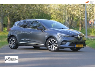 Renault Clio 1.0 TCe Intens / Airco met climate control / Half leder interieur / Multimedia systeem / Trekhaak / All season banden