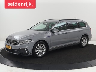 Volkswagen Passat 1.4 TSI PHEV GTE | SOH 91,6% | Stoelverwarming | Trekhaak | Adaptive cruise | Camera | Carplay | Matrix LED | Navigatie | Massage | Parkeerhulp | Climate control | Getint glas | Plug In