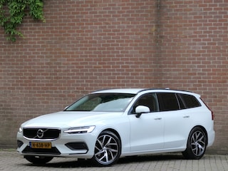 Volvo V60 2.0 T4 AUT Polester / DAB+ / Apple Carplay / Trekhaak