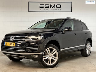 Volkswagen Touareg 3.0 TDI R-line Luchtvering Trekhaak Camera