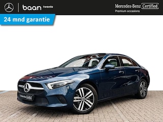 Mercedes-Benz A 250 e Limousine Luxury Line Automaat | Panoramadak | Achteruitrijcamera | Stoelverwarming