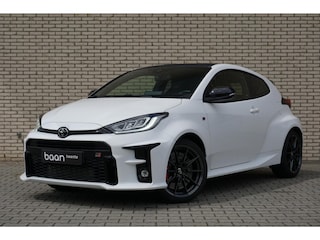 Toyota Yaris 1.6 GR Performance | Winterpakket | Achteruitrijcamera | Sperdifferentieel | Stoelverwarming | DAB