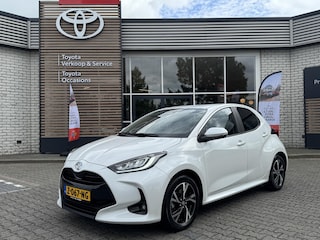Toyota Yaris 1.5 Hybrid 115 FIRST EDITION TREKHAAK KEYLESS NAVI CAMERA PRIVACY GLASS