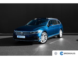 Volkswagen Passat Variant 1.4 TSI PHEV GTE | Panoramadak | Leder inter. | Trekhaak | Camera | SOH 93% |
