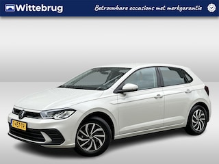 Volkswagen Polo 1.0 TSI Life Business / Navigatie / App connect / Parkeersensoren V+A / Fabriekgarantie 09-27 /