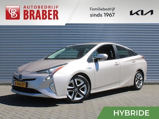 Toyota Prius 1.8 Executive | Trekhaak | Stoelverwarming | Camera | Leer | Dodehoek detectie | JBL audio | HUD | 17” LM | Navi | LED | Cruise adapt. | Incl. winterset |