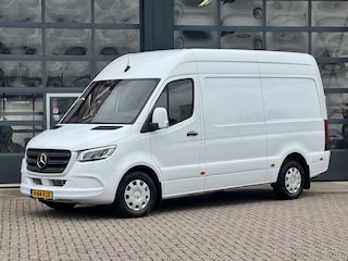 Mercedes-Benz Sprinter 317 L2H2 | LED | Trekhaak | Standverwarming