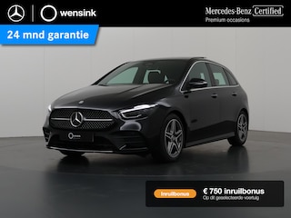 Mercedes-Benz B-klasse 180 Business Solution AMG | Panoramadak | Winter pakket | Memory stoelen | Trekhaak | Parkeercamera | Sfeerverlichting |