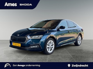 Skoda Octavia 1.0 e-TSI 110pk Business Edition Plus Wegklapbare trekhaak | Navigatie | Stoelverwarming