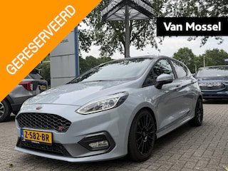 Ford Fiesta 1.5 EcoBoost ST-3 akrapovich + certificaat + parkeersensoren + recaro kuipstoelen + cruise + apple carplay android auto.+ o.z racing velgen