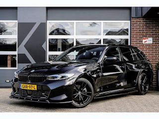BMW 330 330e Touring M Sport | Maxton | ACC | Trekhaak | Stoelverwarming | Widescreen | 18' Inch |