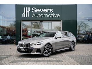 BMW 5-serie Touring 530e xDrive | M Sportpakket | Trekhaak | Driving Assistant Plus |  Harman Kardon sound | Adaptieve LED koplampen | Adaptieve Cruise Controle |