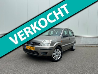 Ford Fusion 1.4-16V Luxury - Airco / Elektr. ramen / Trekhaak / NAP / NIEUWE RIEM! + APK t/m 04-2027