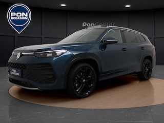 Volkswagen Tayron 1.5 eHybrid R-Line | Pano Dak | Trekhaak | Camera | Side Assist | ACC | Elek. Achterklep | Stuur-/Stoelverwarming | Spiegelpakket | Sportstoelen | 20'' |