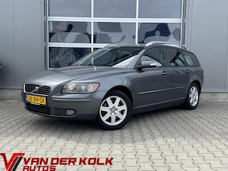 Volvo V50 2.4 Edition II Automaat | Cruise | Climate | Sensoren | Trekhaak | Lichtmetaal