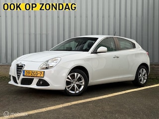 Alfa Romeo Giulietta 1.4 T | Climate | DNA | Navi