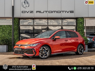 Volkswagen Golf 1.5 eTSI 150PK DSG R-Line Edition | Black Pack | Head-Up | Camera | BTW