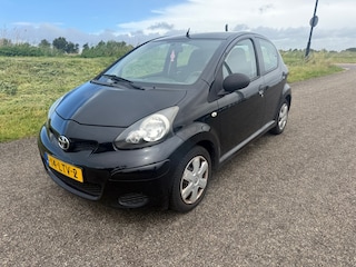 Toyota Aygo 1.0-12V Access incl onderhoud nw apk en garantie !!