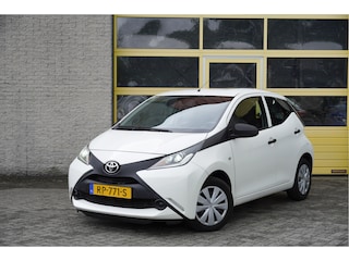 Toyota Aygo 1.0 VVT-i 5drs X-Fun BJ2018 Led dagrijverlichting | Audio installatie | Airco | Stuurbekrachtiging
