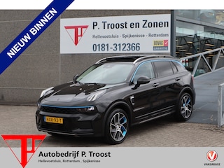 Lynk & Co 01 1.5 Panoramadak/360 graden Camera/Keyless/Lane assist/Adaptive cruise control/Apple carplay/Climate control/Stoelverwarming/Dodehoek detectie/Elektrisch sluitende achterklep/Elektrisch verstelbare stoel met geheugen