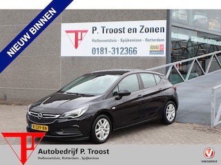 Opel Astra 1.0 Innovation Parkeersensoren rondom/Cruise control/Climate control/Navigatie/Bluetooth/Licht metalen velgen