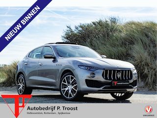 Maserati Levante 3.0 V6 S AWD Panoramadak! Nederlandse auto/Achteruitrijcamera/Harman kardon/Elektrisch verstelbare stoelen/Stoelverwarming/Stuurverwarming/Luchtvering met actieve hoogteregeling/DAB/Navigatie/Dodehoeksdetectie