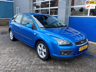 Ford Focus 1.6-16V First Edition