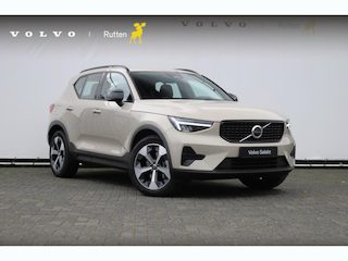 Volvo XC40 211PK Automaat B4 Plus Dark / Trekhaak / Navigatie / Adaptive Cruise / Harman Kardon / Stuur- & Stoelverwarming / Elektrische achterklep / Achteruitrijcamera / Elektrische stoelverst. met geheugen